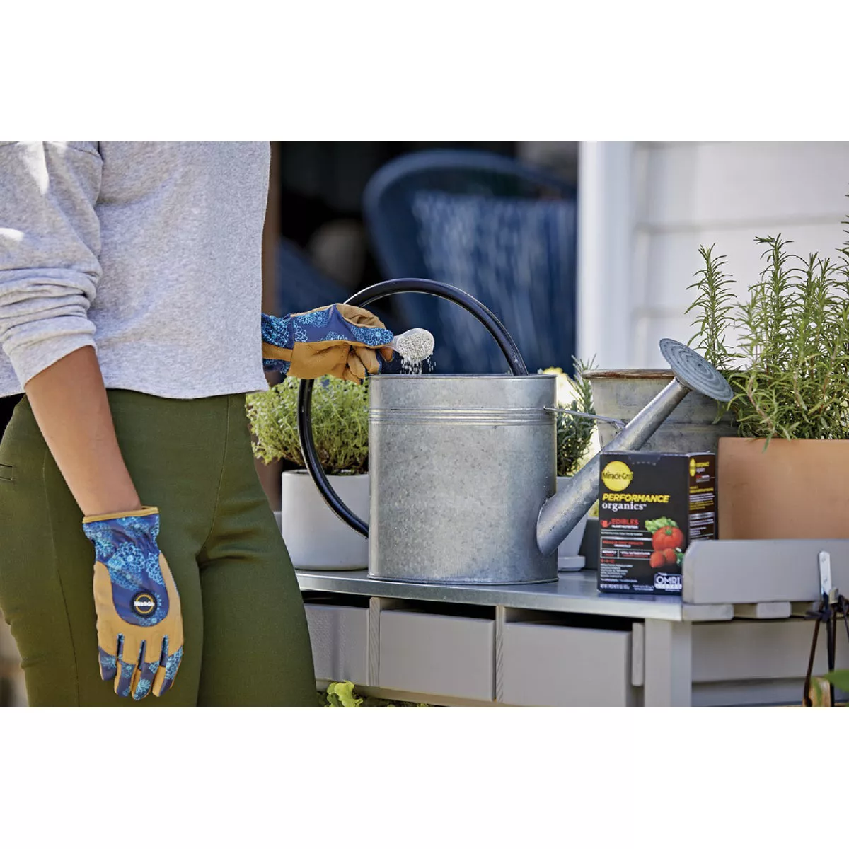 Miracle-Gro Performance Organics 1 Lb. Edibles Plant Nutrition - photo 5