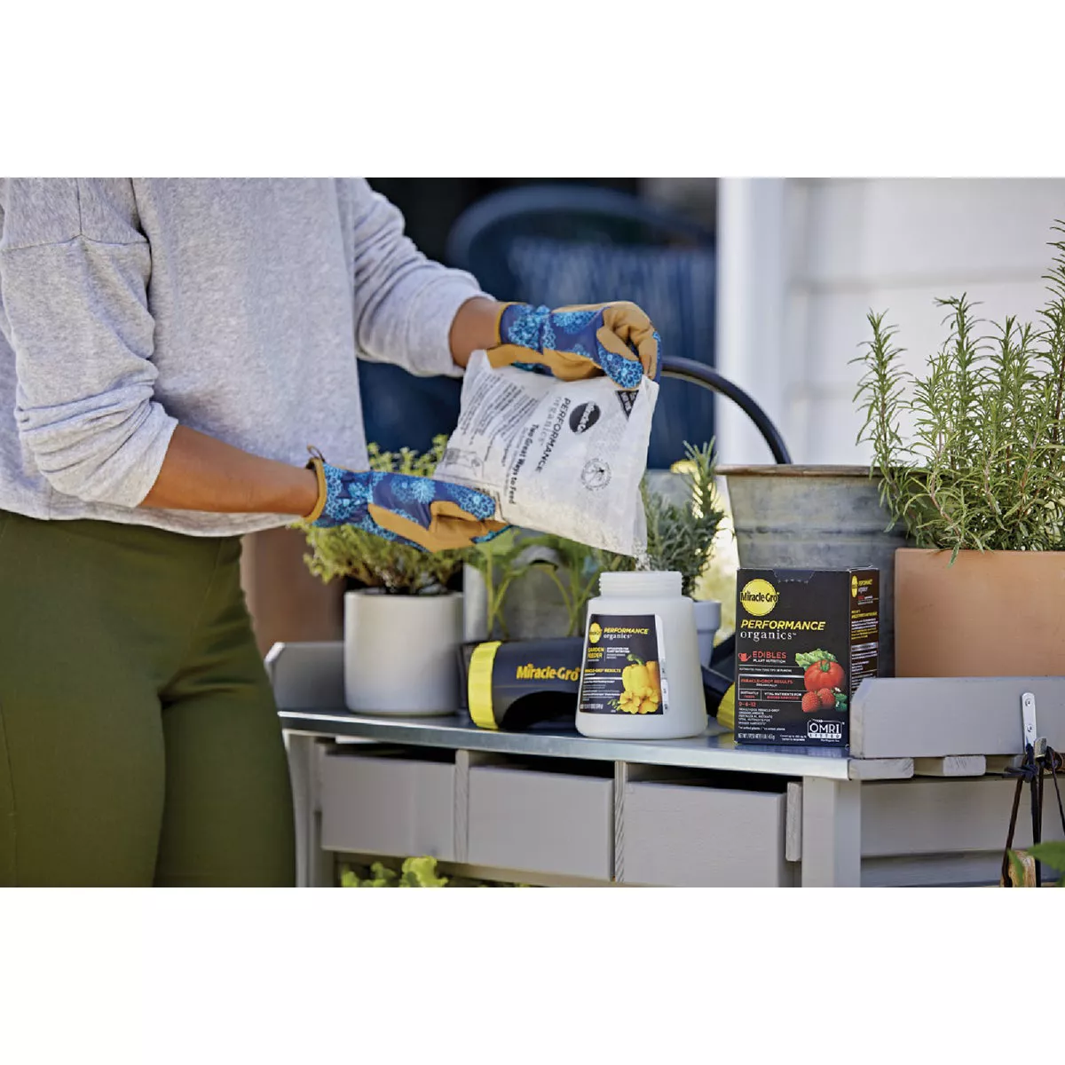 Miracle-Gro Performance Organics 1 Lb. Edibles Plant Nutrition - photo 6