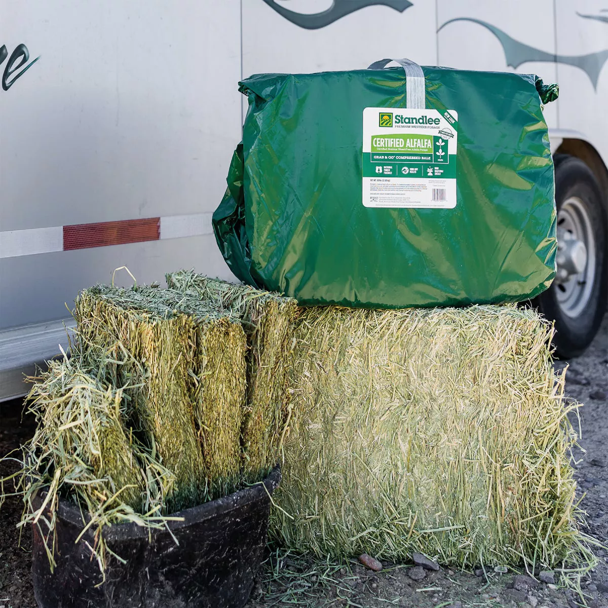 Standlee Premium Western Forage 50 Lb. Certified Alfalfa Grab & Go Compressed Bale - photo 5