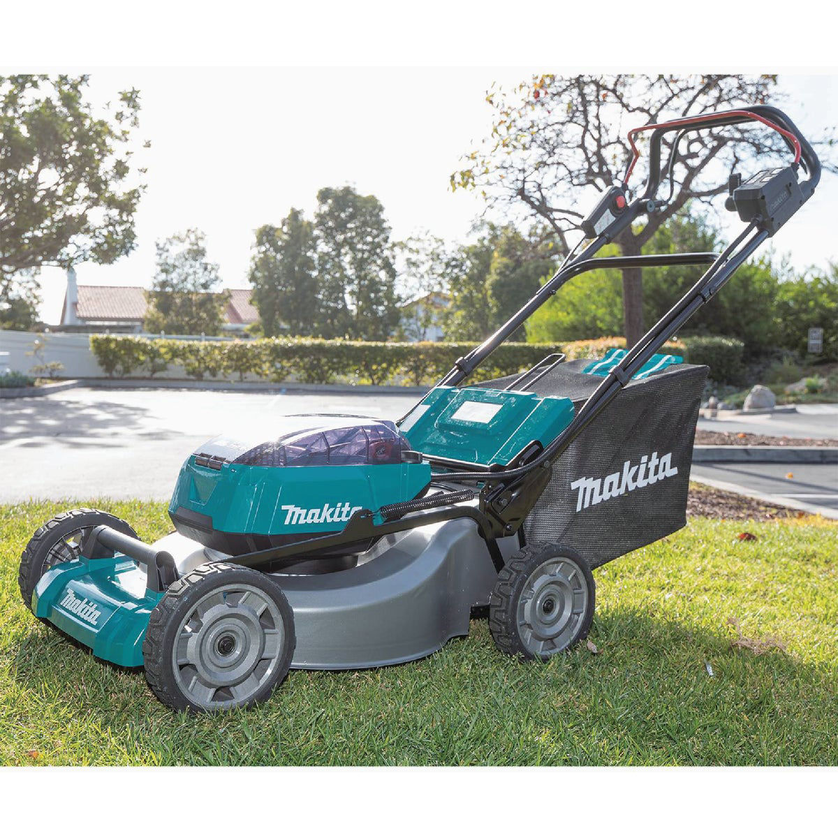 Makita battery operated discount mower