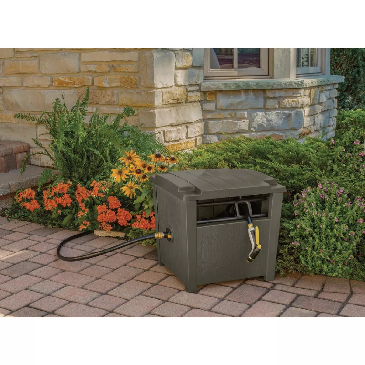 Suncast 175 Ft. Farmhouse Smart Tube Hose Hideaway - photo 2