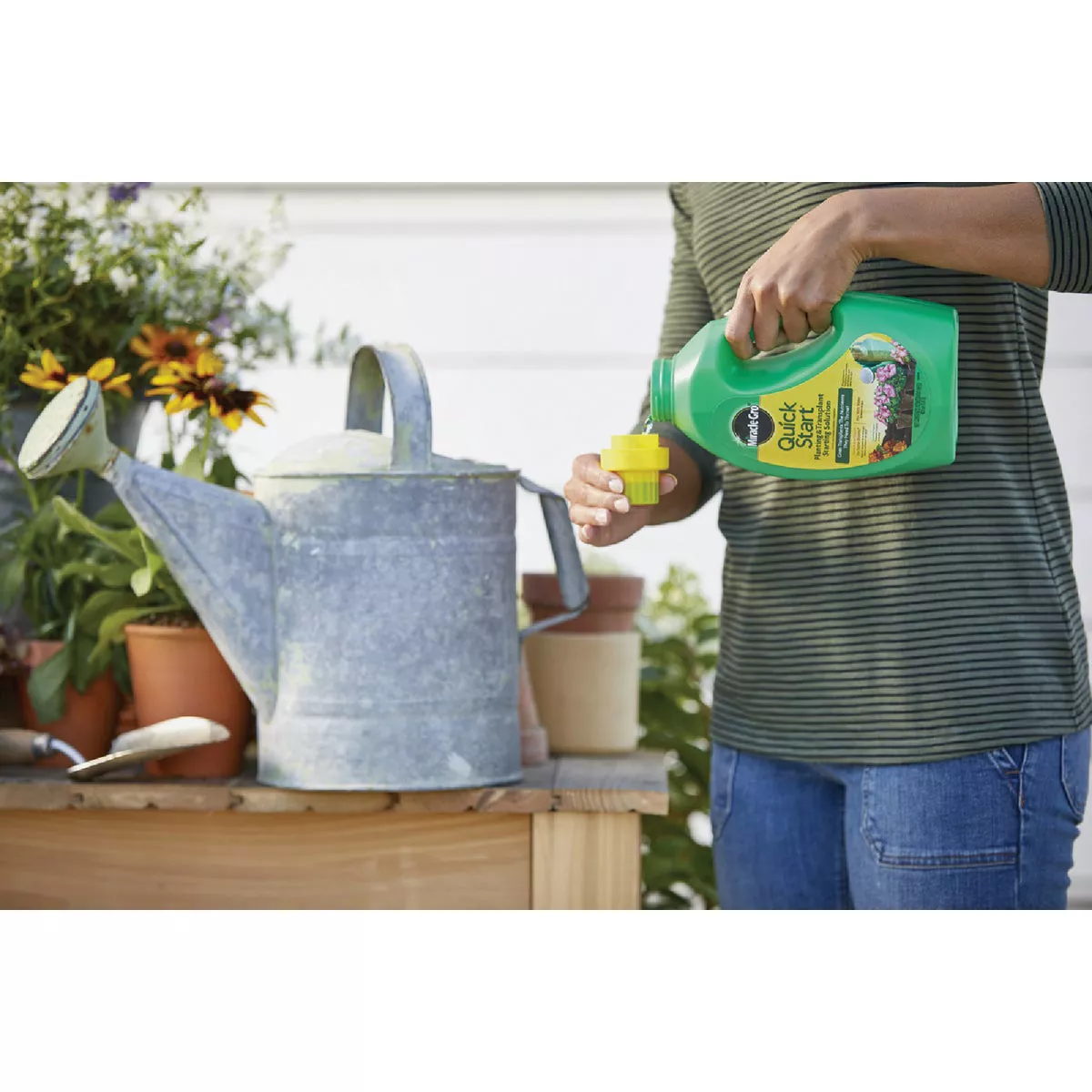 Miracle-Gro Quick Start 48 Oz. Liquid Planting & Transplant Starting Solution - photo 3