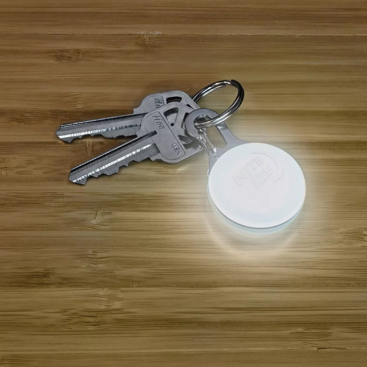 Nite Ize SpotLit White Rechargeable Carabiner LED Light - photo 7