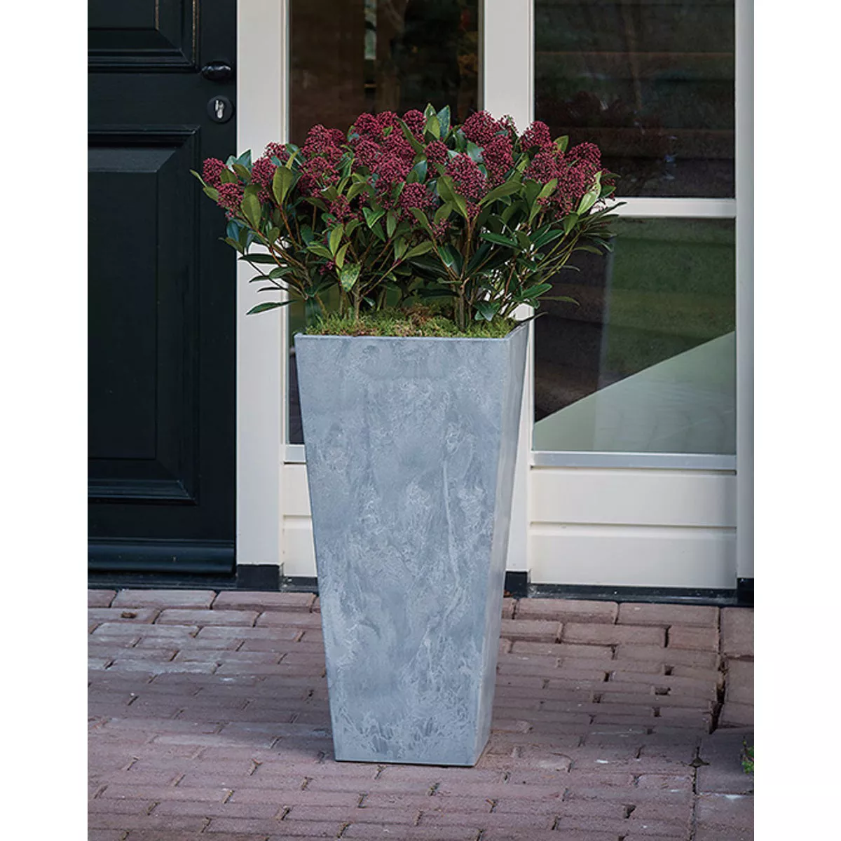 Novelty ArtStone Ella 13.75 In. W. x 27.75 In. H. x 13.75 In. L. Gray Resin Planter - photo 4