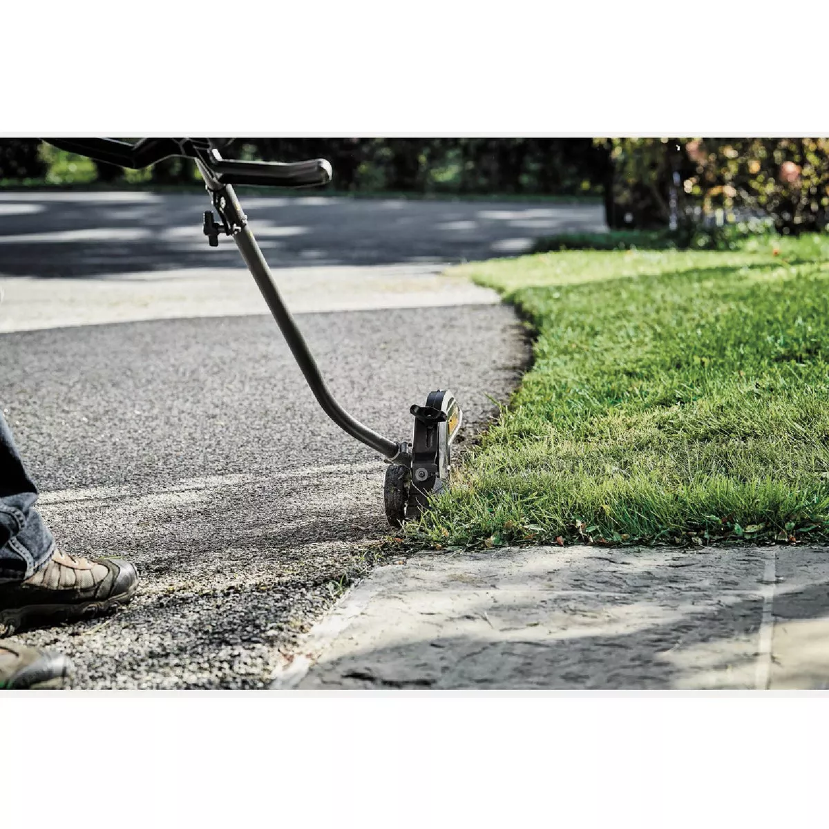 DEWALT Universal Edger Attachment - photo 5