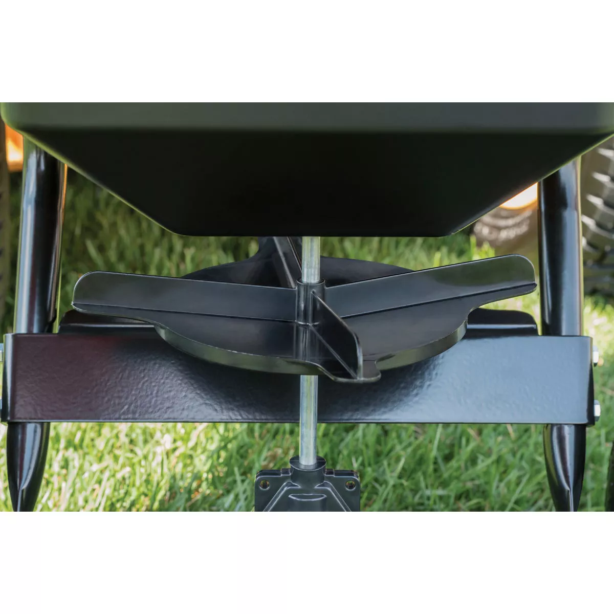 Agri-Fab 85 Lb. Tow Broadcast Spreader - photo 2