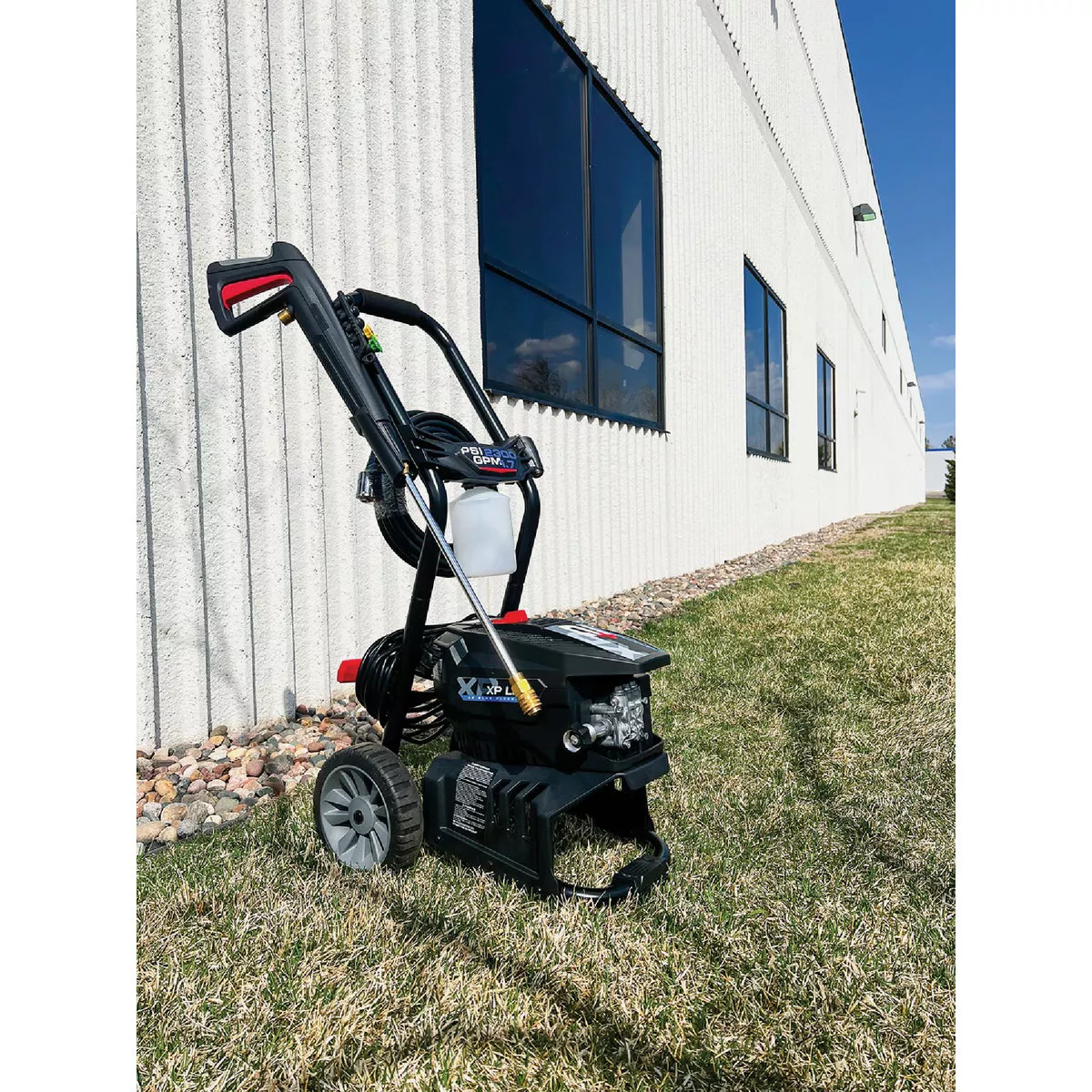 AR Blue Clean 2300 psi 1.7 GPM Cold Water Electric Pressure Washer - photo 4