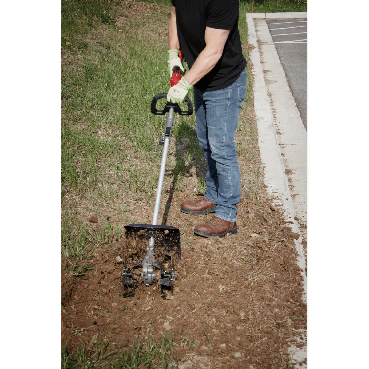 Milwaukee M18 Fuel Quik-Lok Cultivator Attachment - photo 5