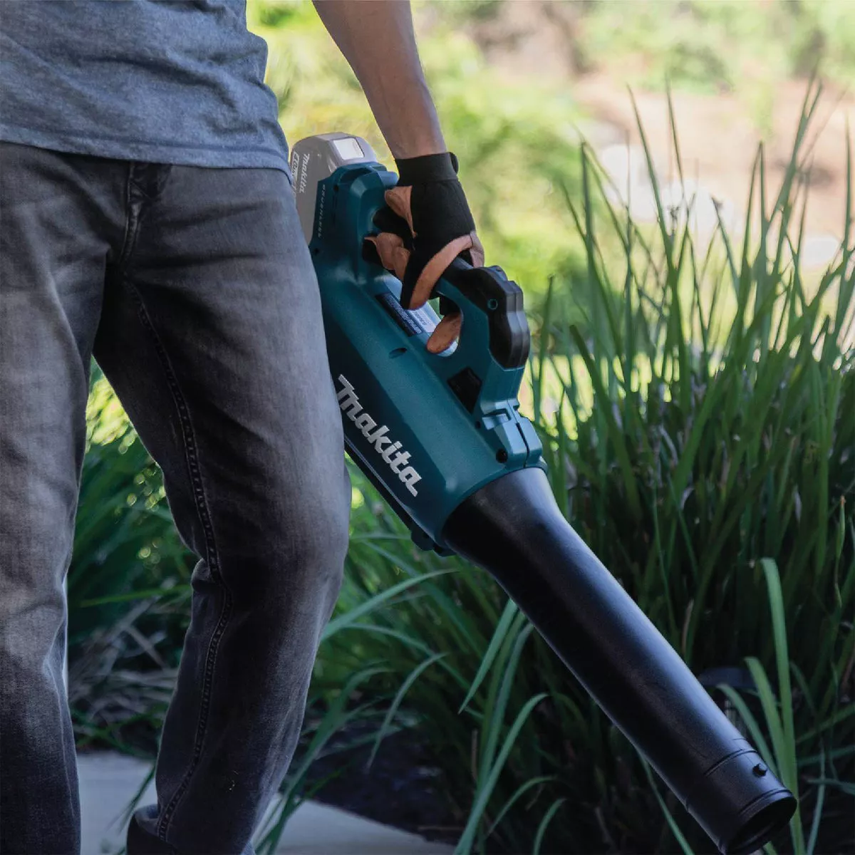 Makita 116 MPH 459 CFM 18V LXT Lithium-Ion Brushless Cordless Blower (Tool Only) - photo 6