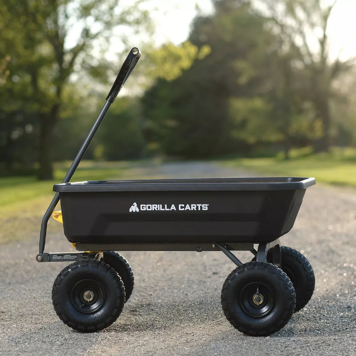 Gorilla Carts 4 Cu. Ft. 600 Lb. Poly Garden Dump Cart - photo 2