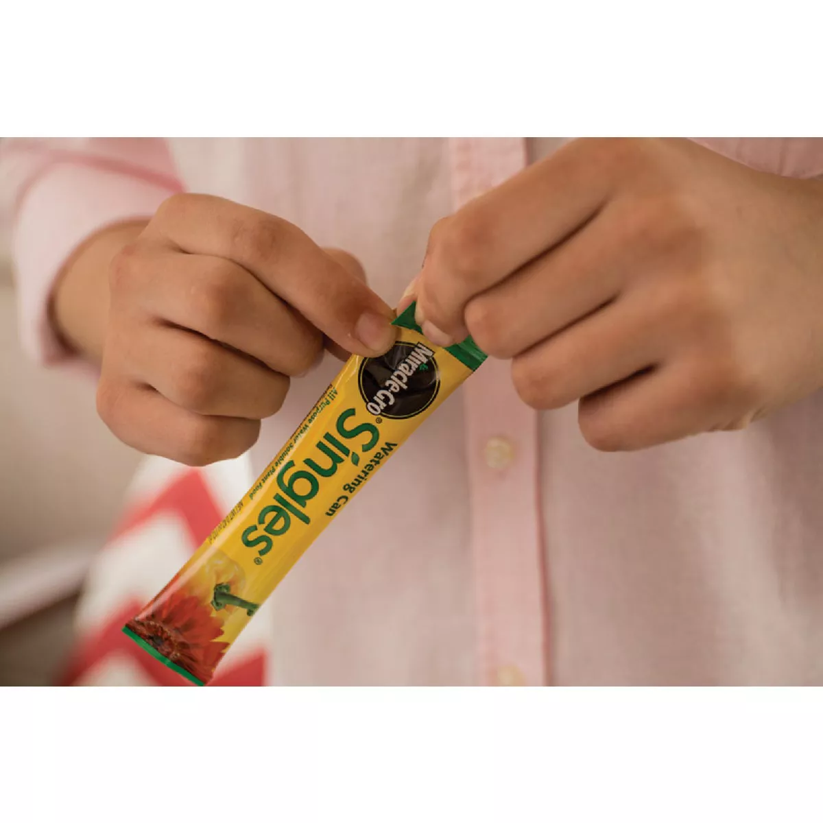 Miracle-Gro Watering Can Singles (24-Count) - photo 3