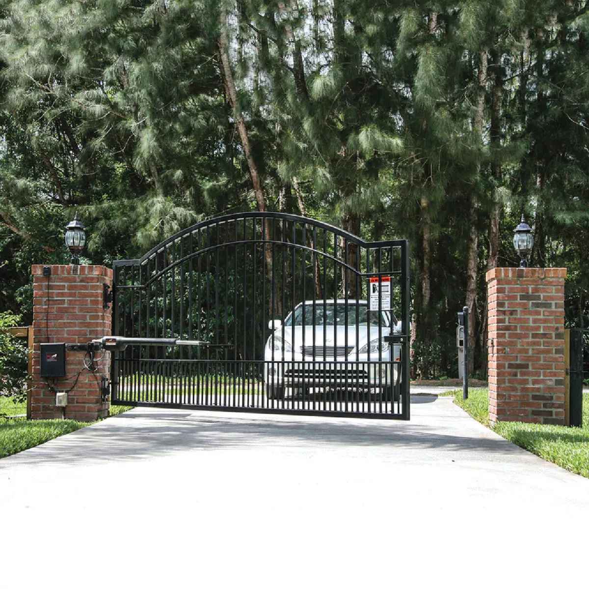 Mighty Mule MM571W 18 Ft. 850 Lb. Heavy-Duty Single Gate Opener Kit - photo 8