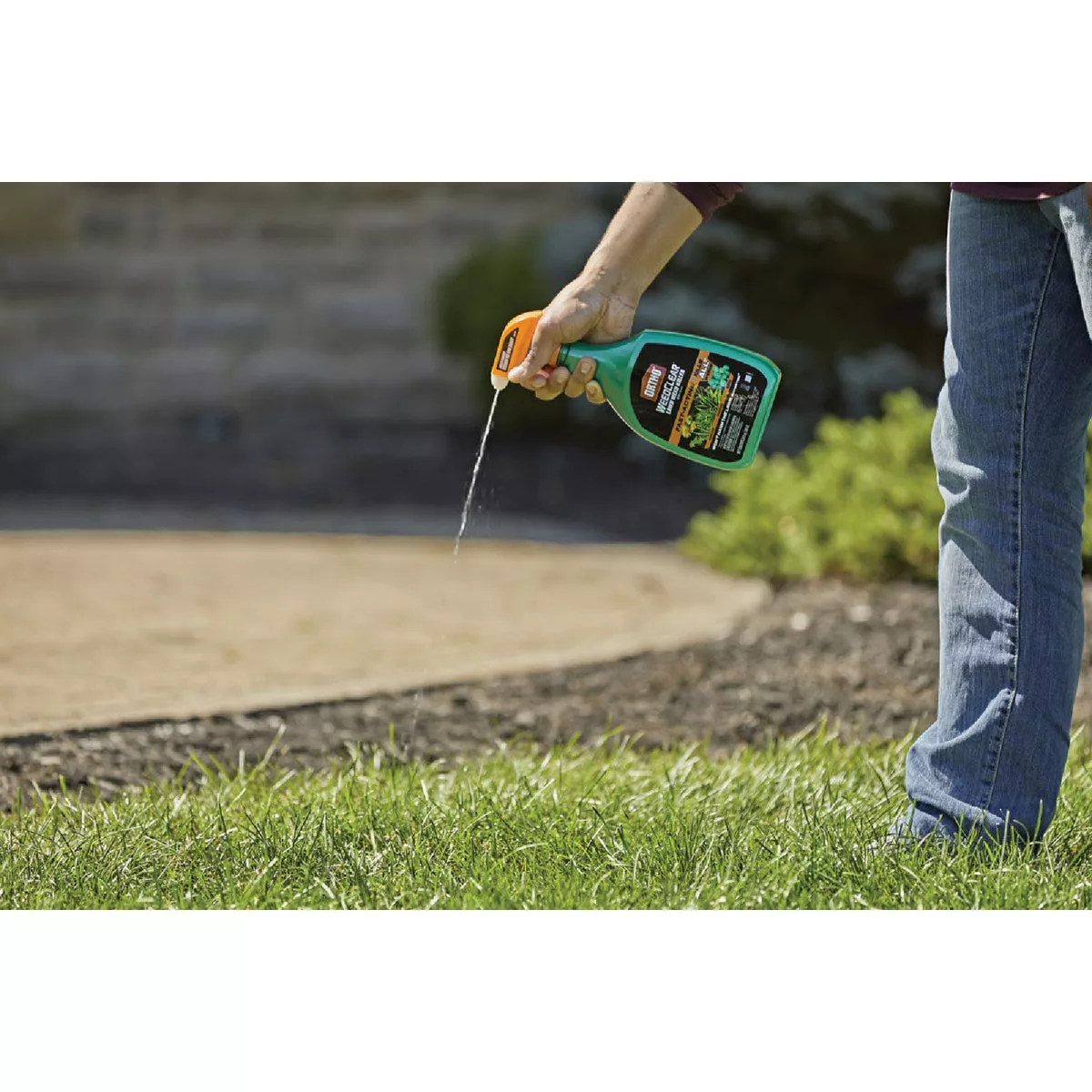 Ortho WeedClear 24 Oz. Ready-To-Use Trigger Spray Lawn Weed Killer - photo 2