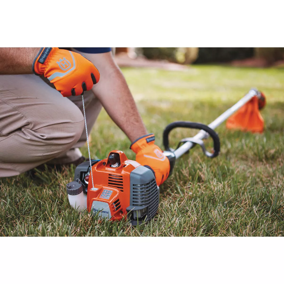 Husqvarna 330LK Gas String Trimmer Straight Shaft (Attachment Capable) - photo 2
