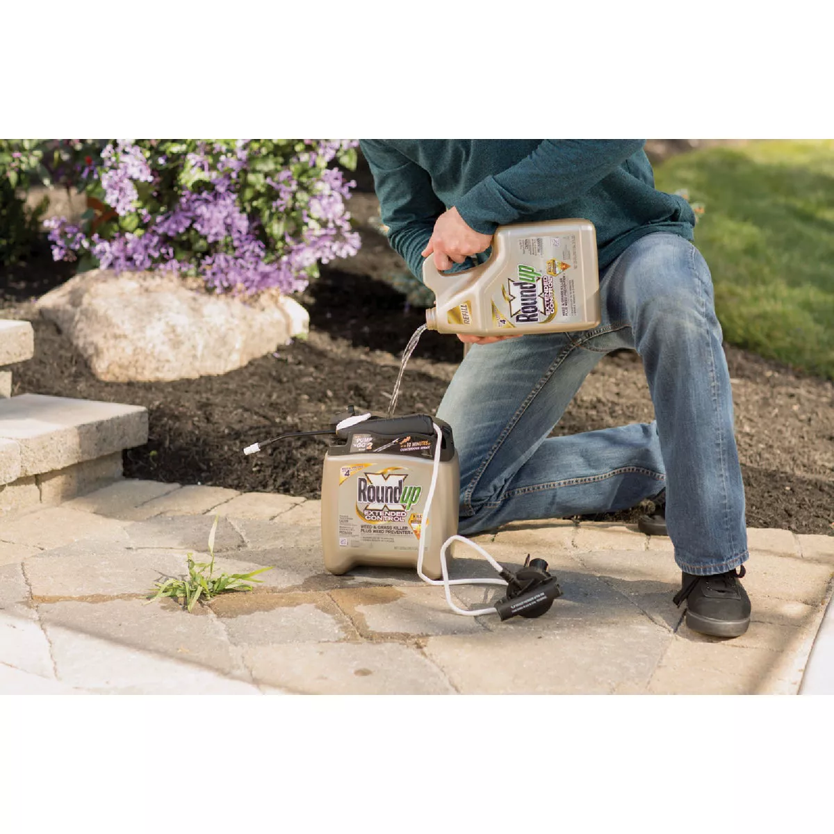 Roundup Extended Control Pump 'N Go 1.33 Gal. Ready-To-Use Wand Sprayer Weed & Grass Killer Plus Weed Preventer II - photo 2