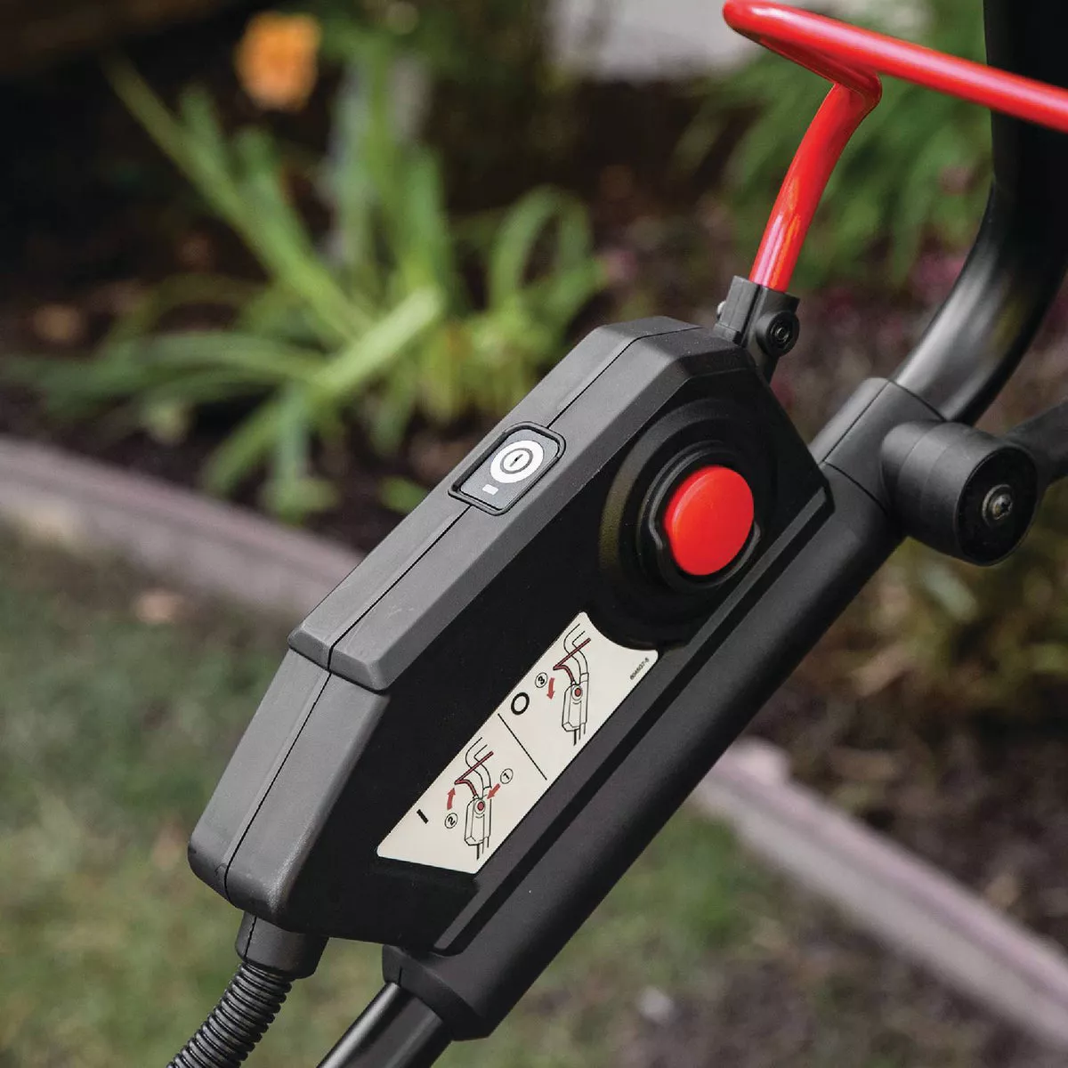 Makita 36V (18V X2) LXT 21 In. Self-Propelled Lawn Mower Kit with (4) 5.0 Ah Batteries - photo 4