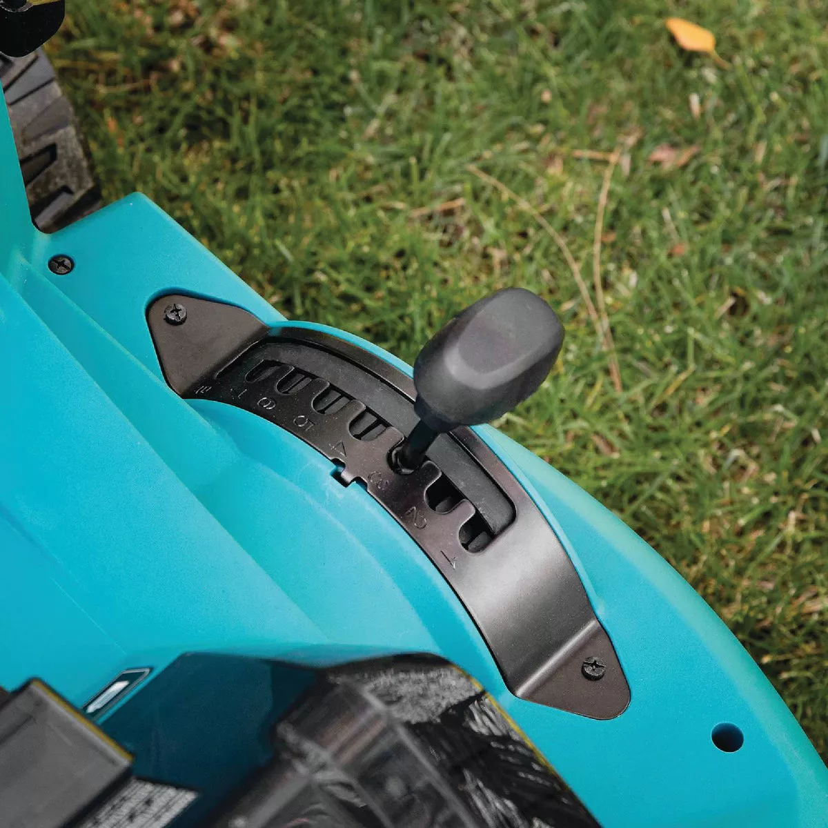 Makita 36V (18V X2) LXT 21 In. Self-Propelled Lawn Mower Kit with (4) 5.0 Ah Batteries - photo 6