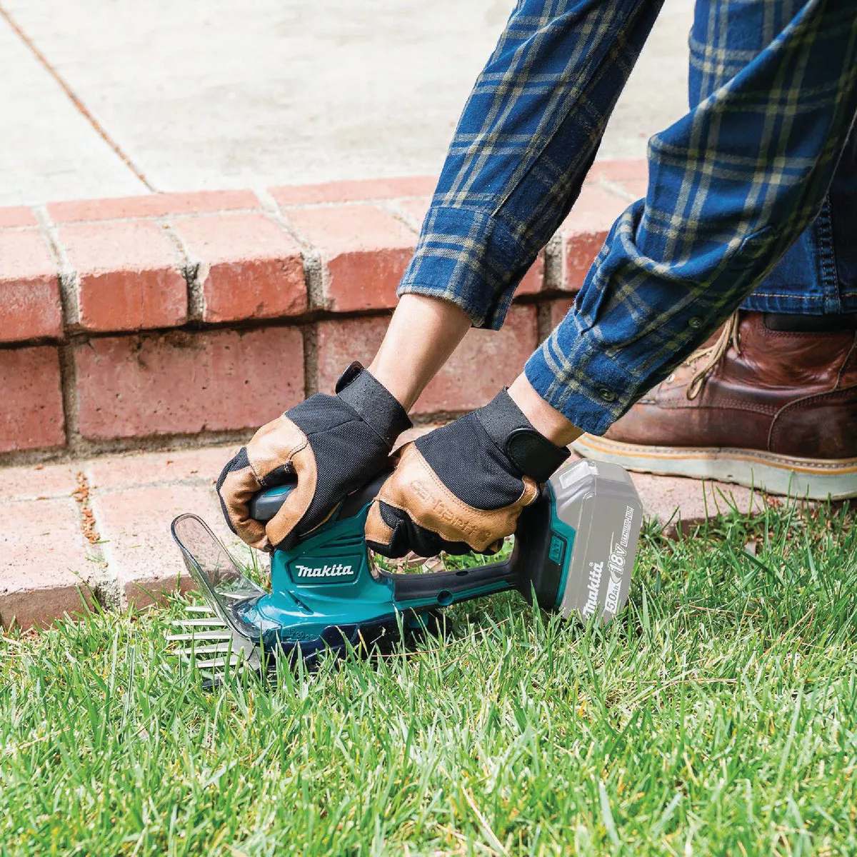 Makita 18V LXT Lithium-Ion Cordless Grass Shear & Shrubber (Tool Only) - photo 14