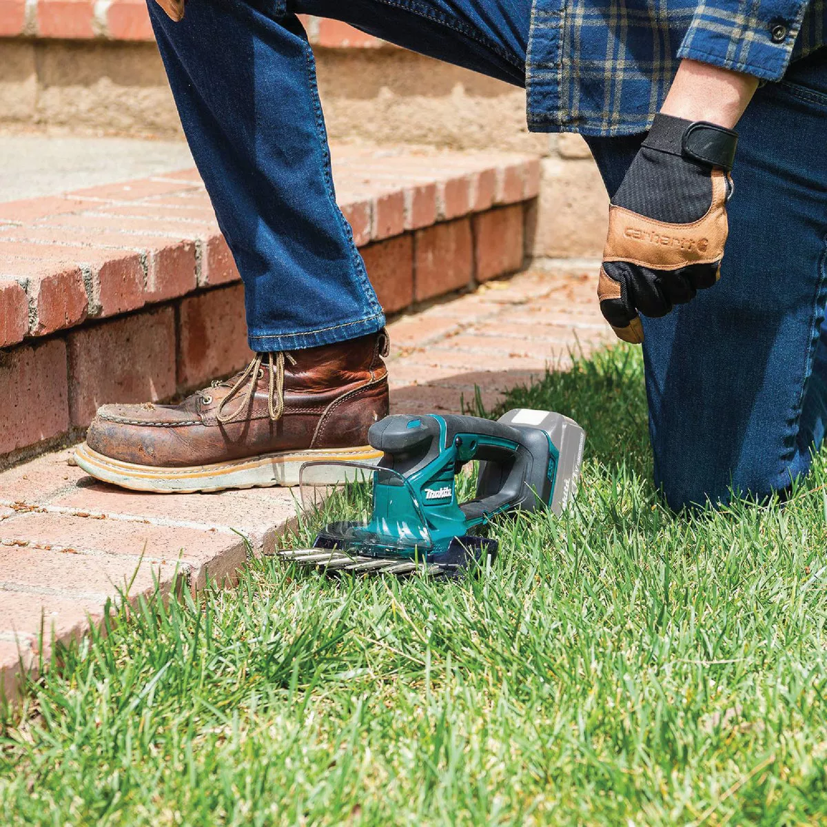 Makita 18V LXT Lithium-Ion Cordless Grass Shear & Shrubber (Tool Only) - photo 16