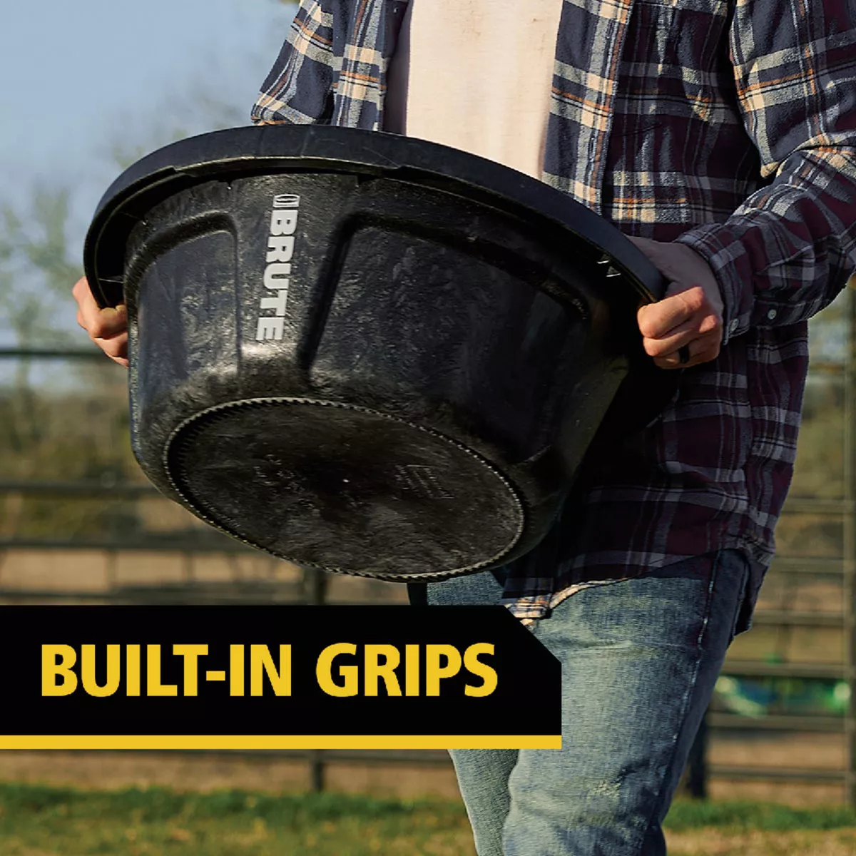 Rubbermaid Commercial Brute 6 Gal. Multi-Purpose Feed Container - photo 4