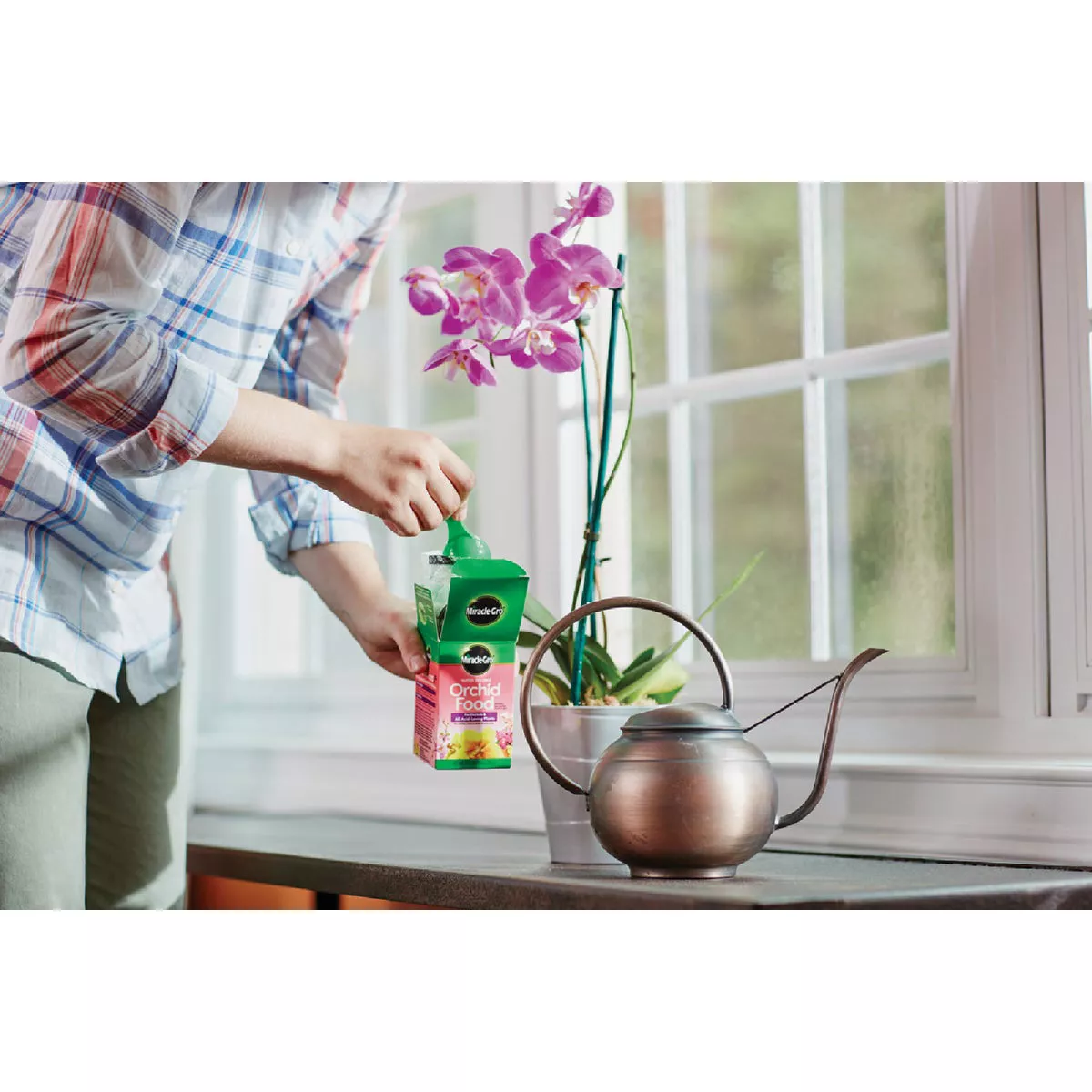 Miracle-Gro 8 Oz. Water Soluble Orchid Food - photo 7