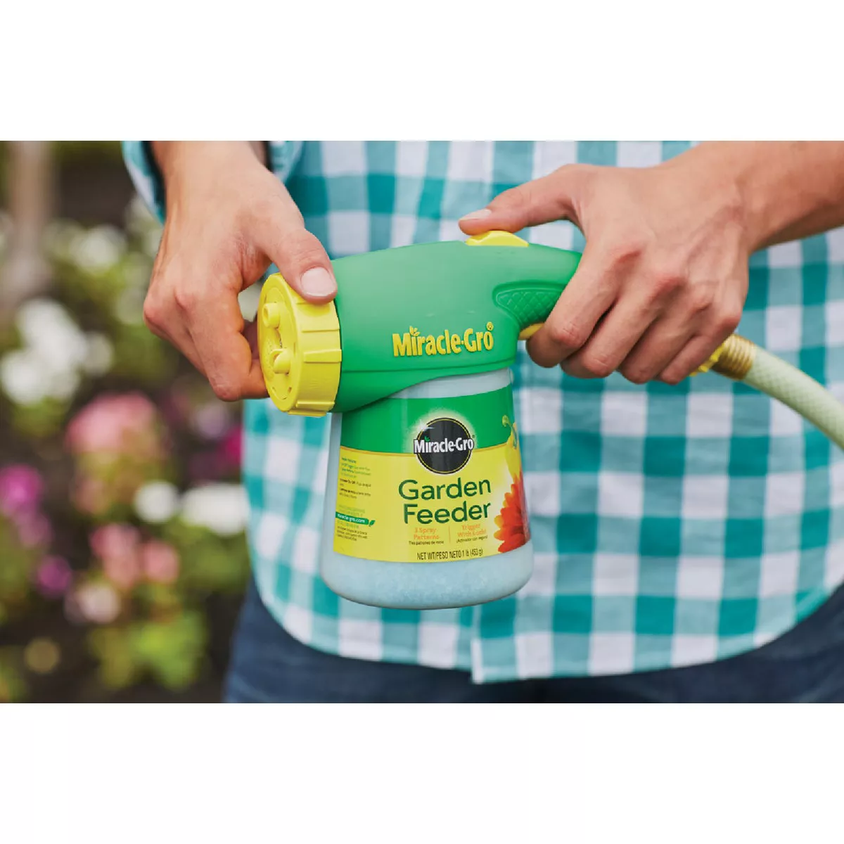 Miracle-Gro Garden Feeder 1 Lb. Plant Food - photo 2