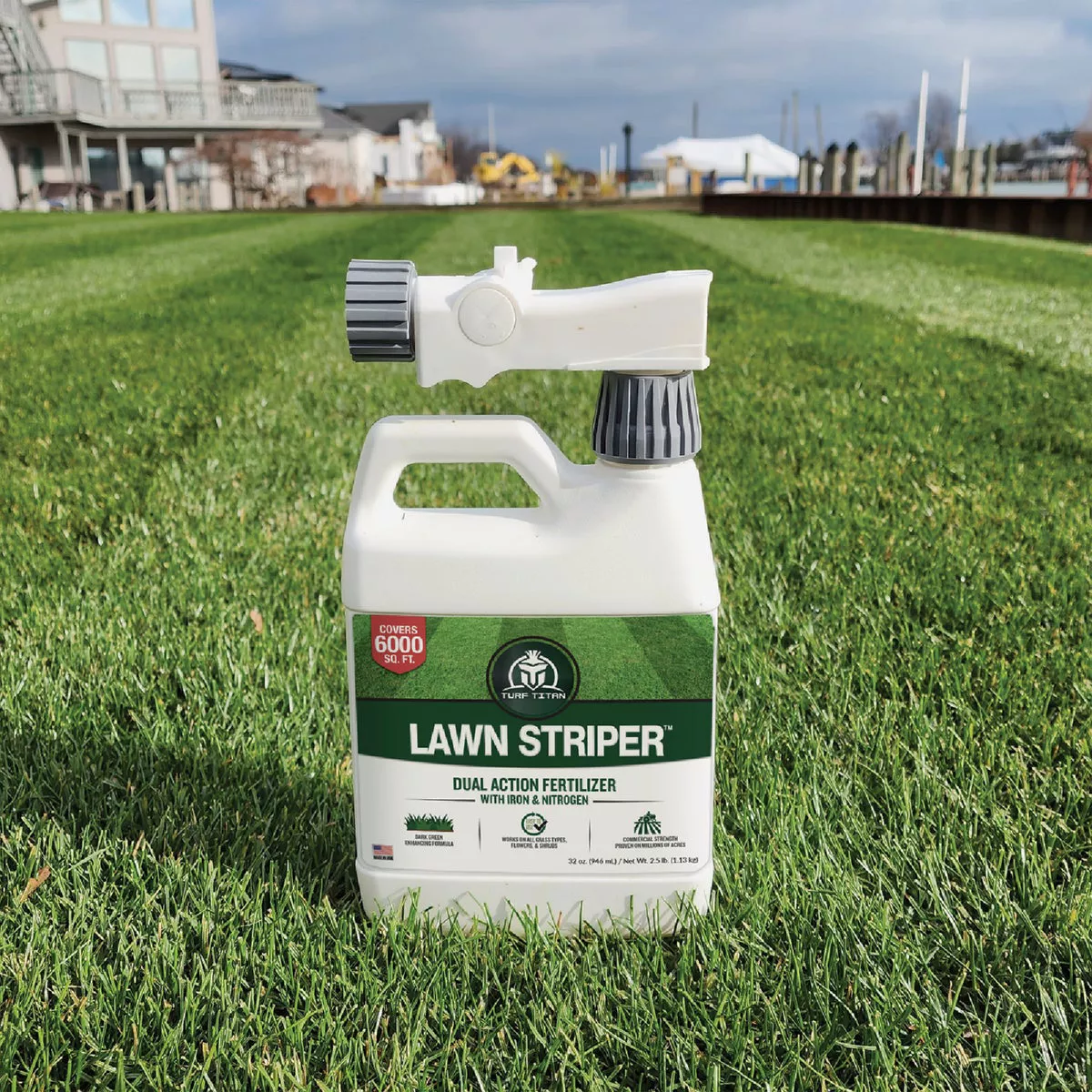 Turf Titan Lawn Striper 32 Oz. 6000 Sq. Ft. 12-0-0 Dual Action Fertilizer - photo 4