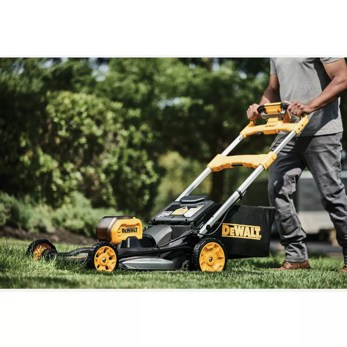 DEWALT 21 In. 60V MAX Brushless Self-Propelled FWD Cordless Lawn Mower - photo 6