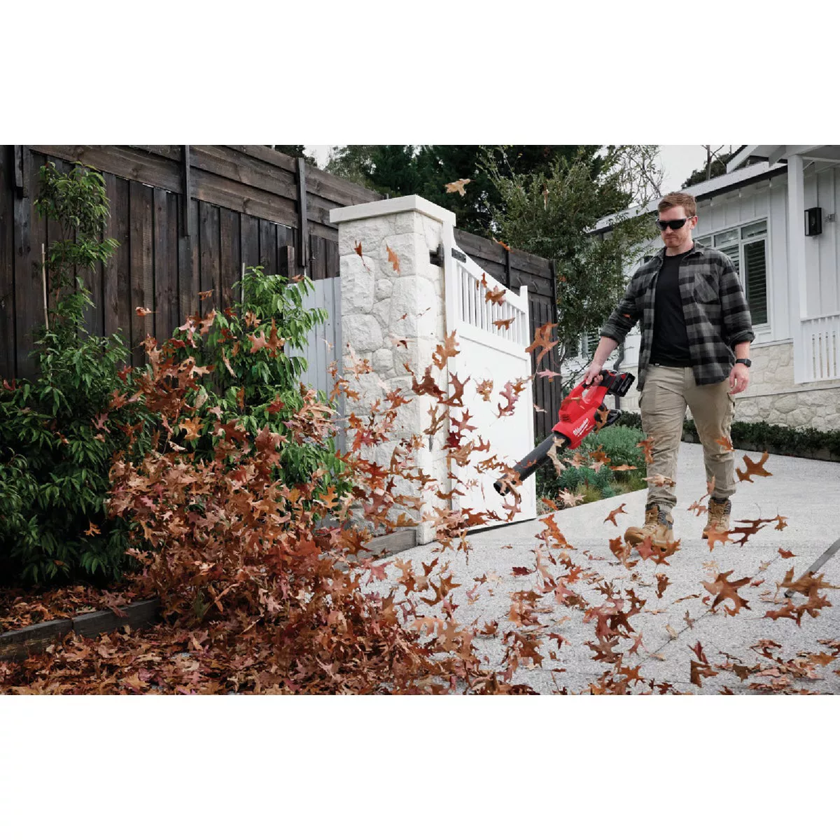 Milwaukee M18 FUEL Brushless Dual Battery Cordless Blower (Tool Only) - photo 7