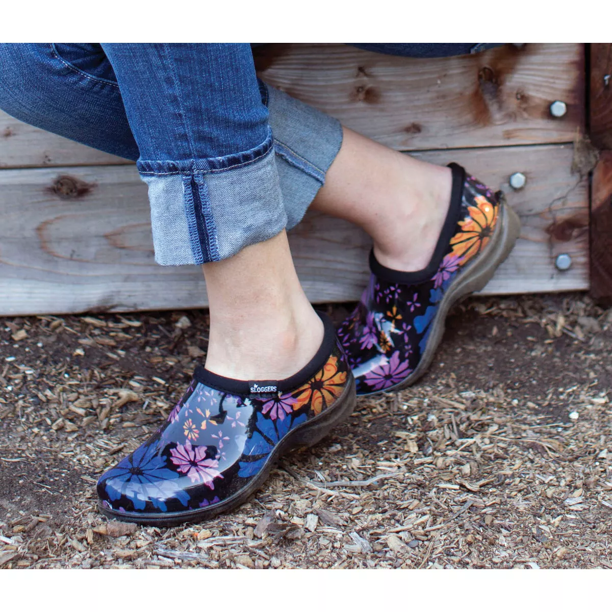 Sloggers Women's Size 7 Black with Flower Design Garden Shoe - photo 2