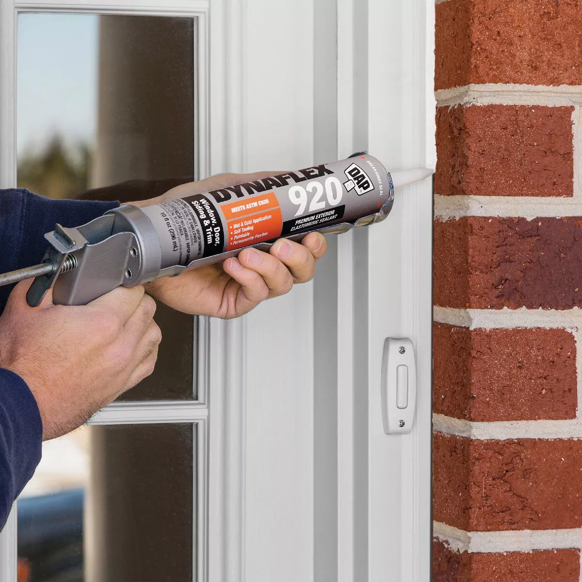 DAP DYNAFLEX 920 10.1 Oz. Premium Exterior Elastomeric Sealant, White - photo 4