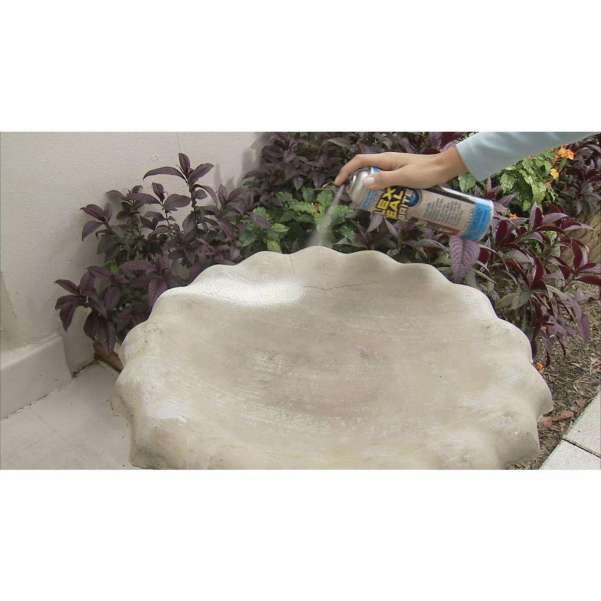 FLEX SEAL 14 Oz. Spray Rubber Sealant, Bright White - photo 2