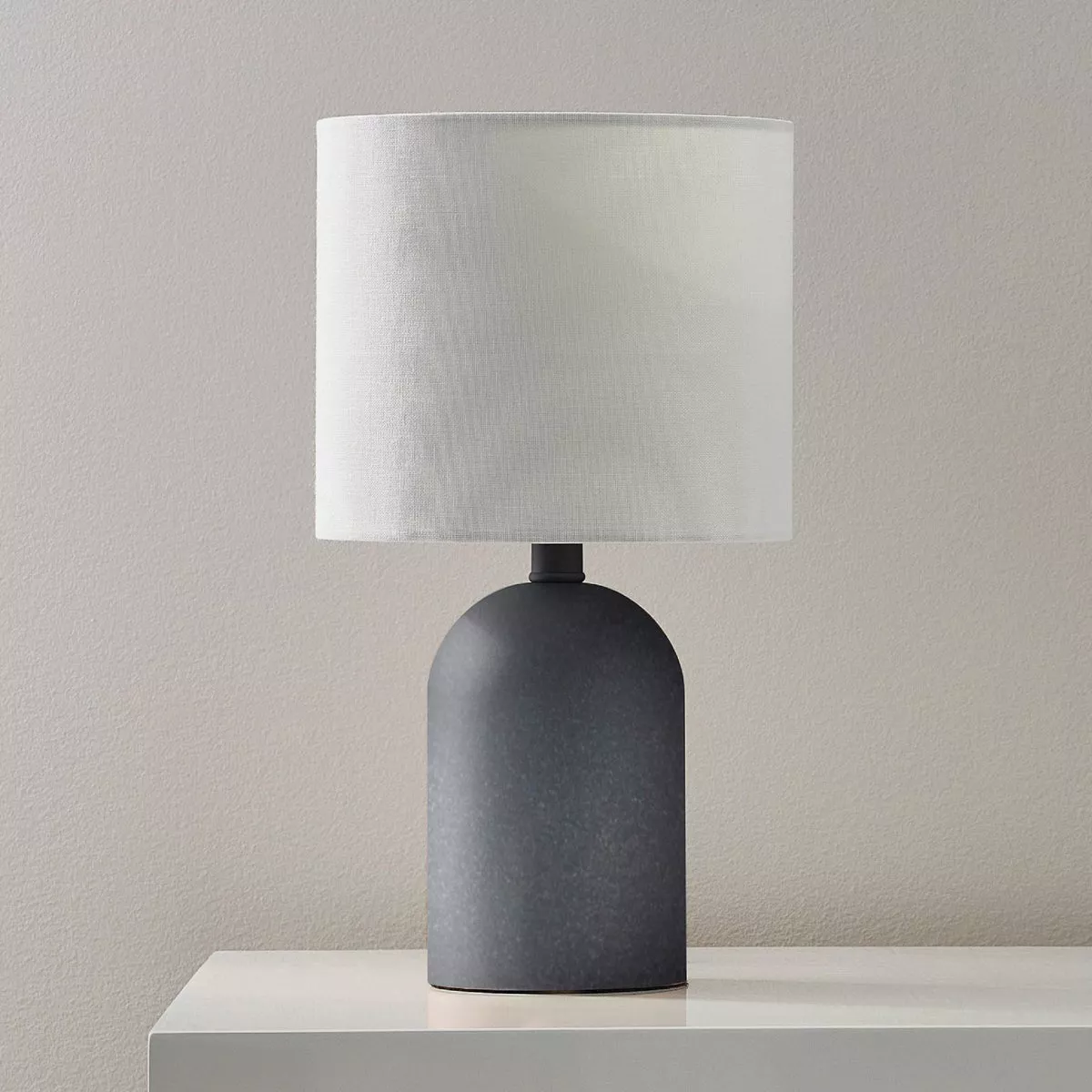 Rust-Oleum Universal 11 Oz. Metallic Flat All-Surface Spray Paint & Primer In One, Soft Iron - photo 2