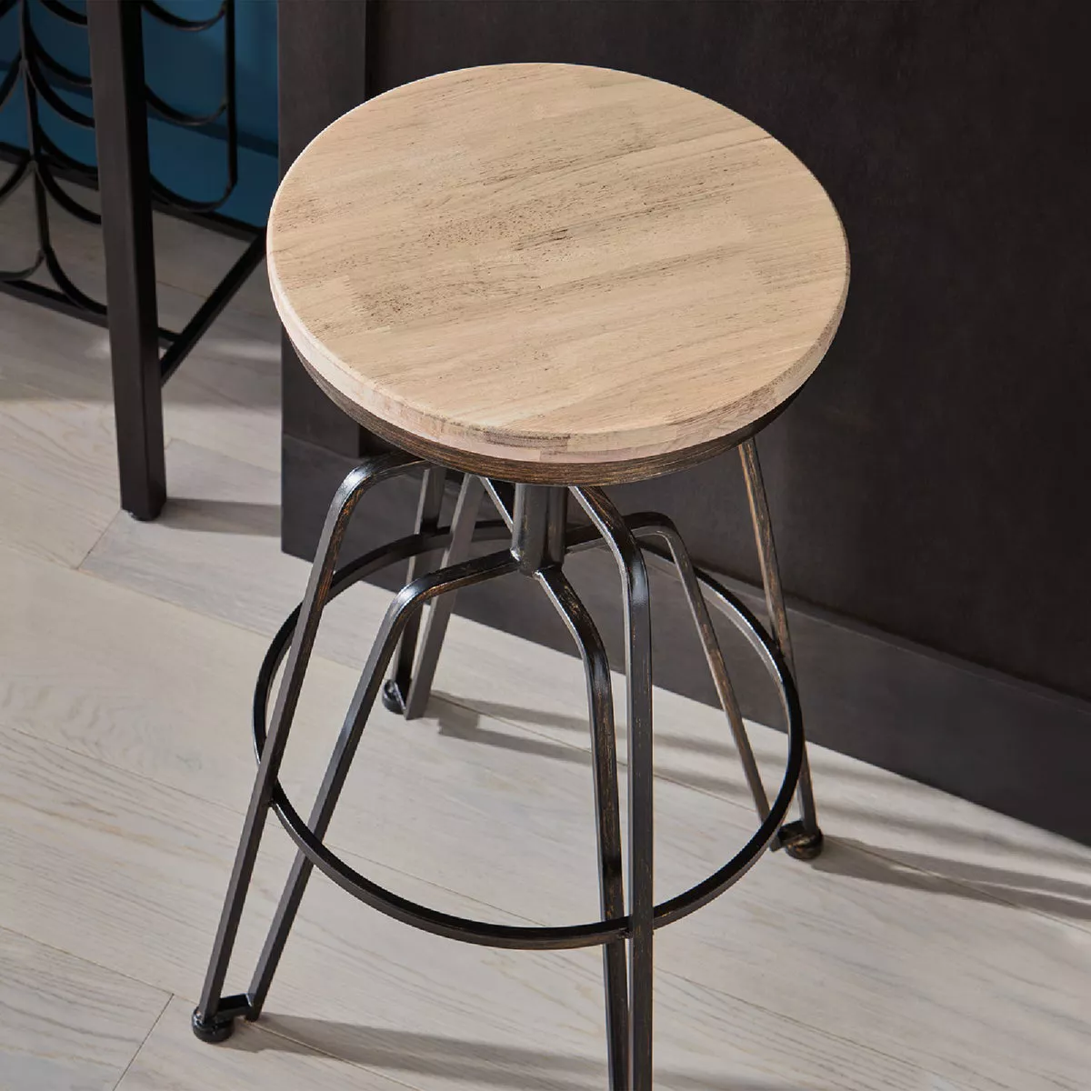 Minwax Wood Finish Penetrating Stain, Simply White, 1 Qt. - photo 6