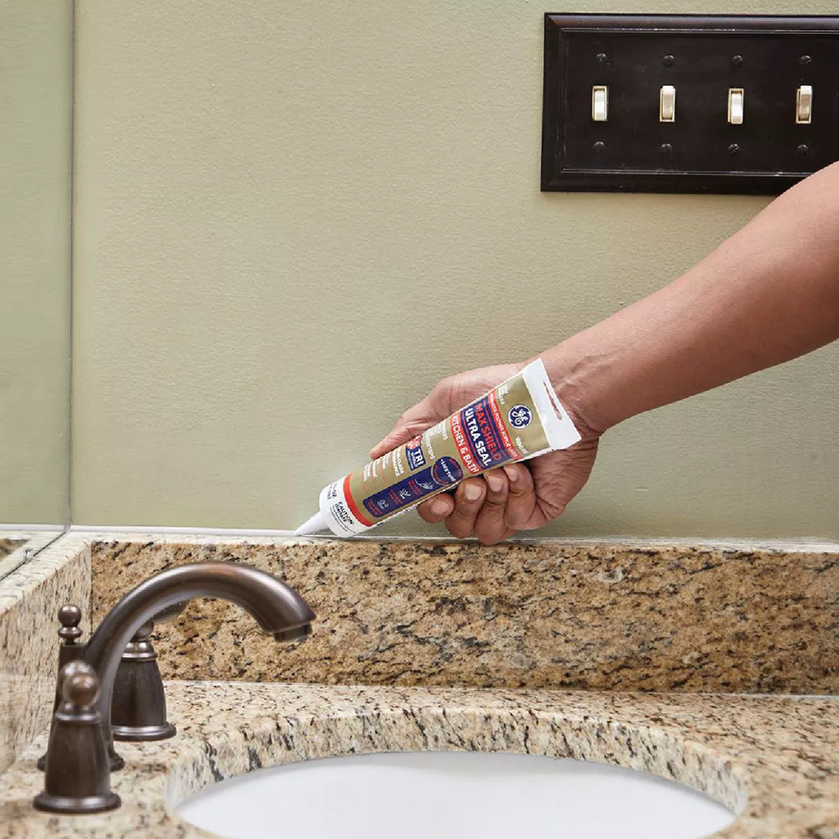 GE Siliconized Acrylic 5.5 Oz. White Advanced Polymer Acrylic Latex Kitchen & Bath Sealant - photo 3