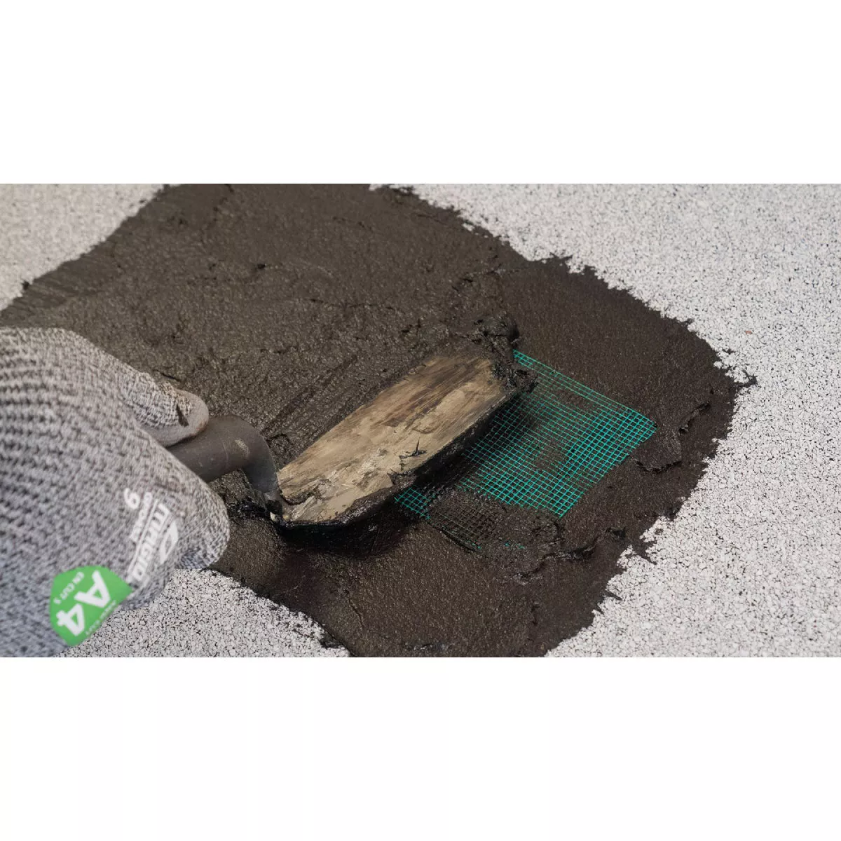 Rust-Oleum 10.1 Oz. Black Advanced Wet or Dry Roof Repair - photo 3