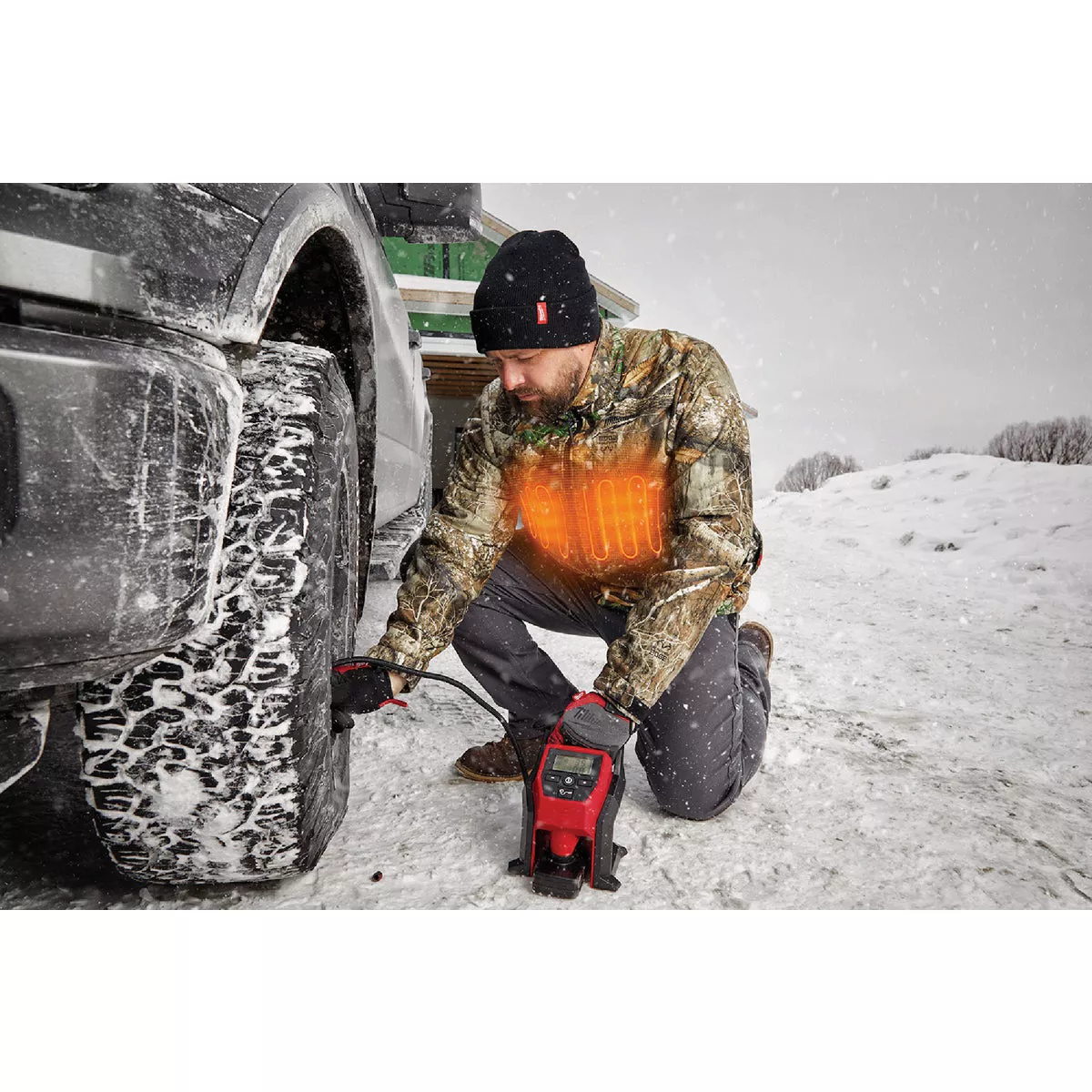 Milwaukee M12 QUIETSHELL Men's Realtree Edge Camouflage Cordless Heated Jacket Kit, 3XL - photo 6