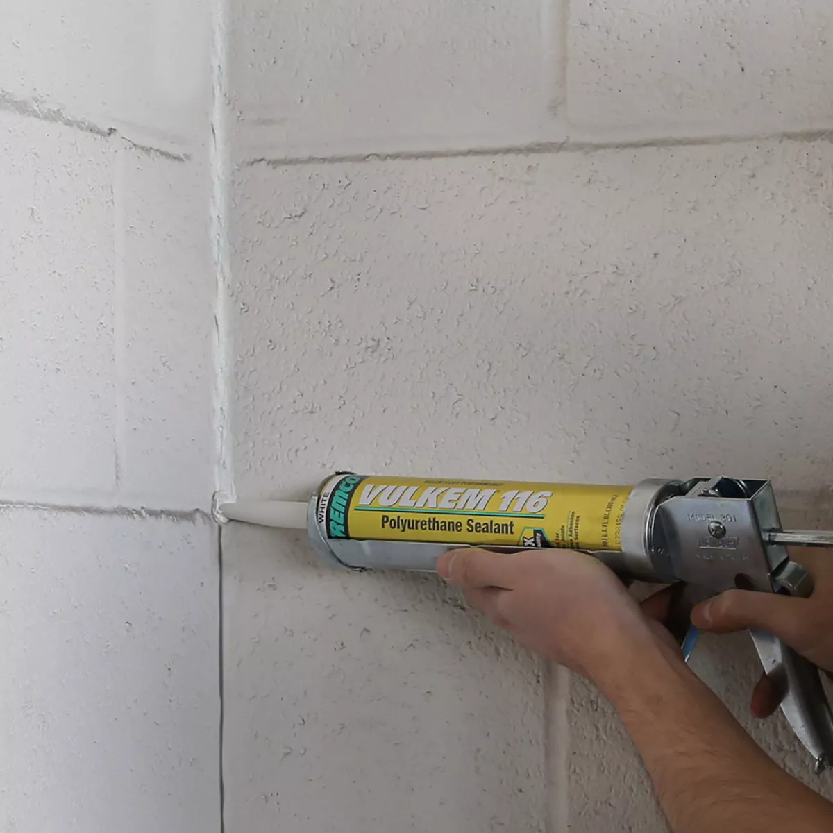 Tremco Vulkem 116 10.1 Oz. White Polyurethane Sealant - photo 6