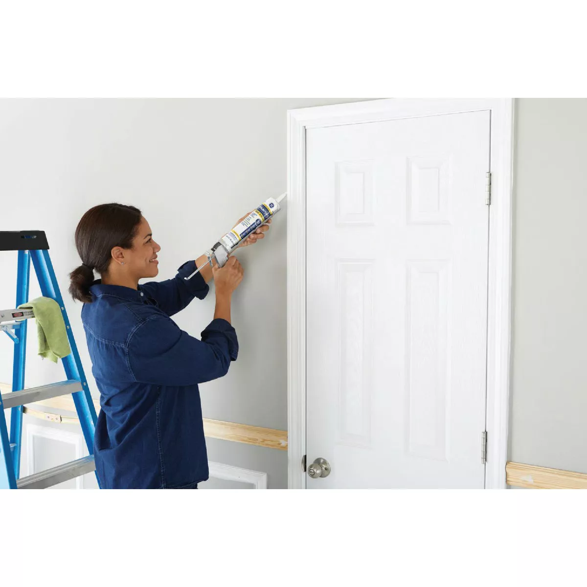 GE Painter's 10.1 Oz. Seal & Paint All-Purpose White Siliconized Acrylic Latex Caulk (MAP110WT) - photo 3