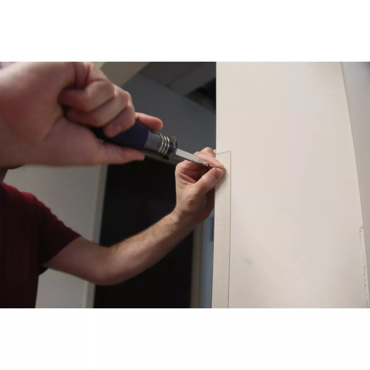 Trimaco 5/8 In. x 4 Ft. Nail-On Clear Corner Guard - photo 3