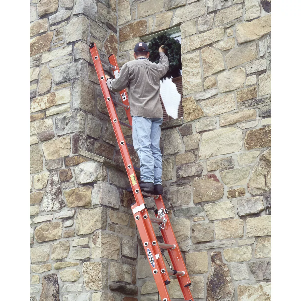Werner 20 Ft. Fiberglass Extension Ladder with 300 Lb. Load Capacity Type IA Duty Rating - photo 2