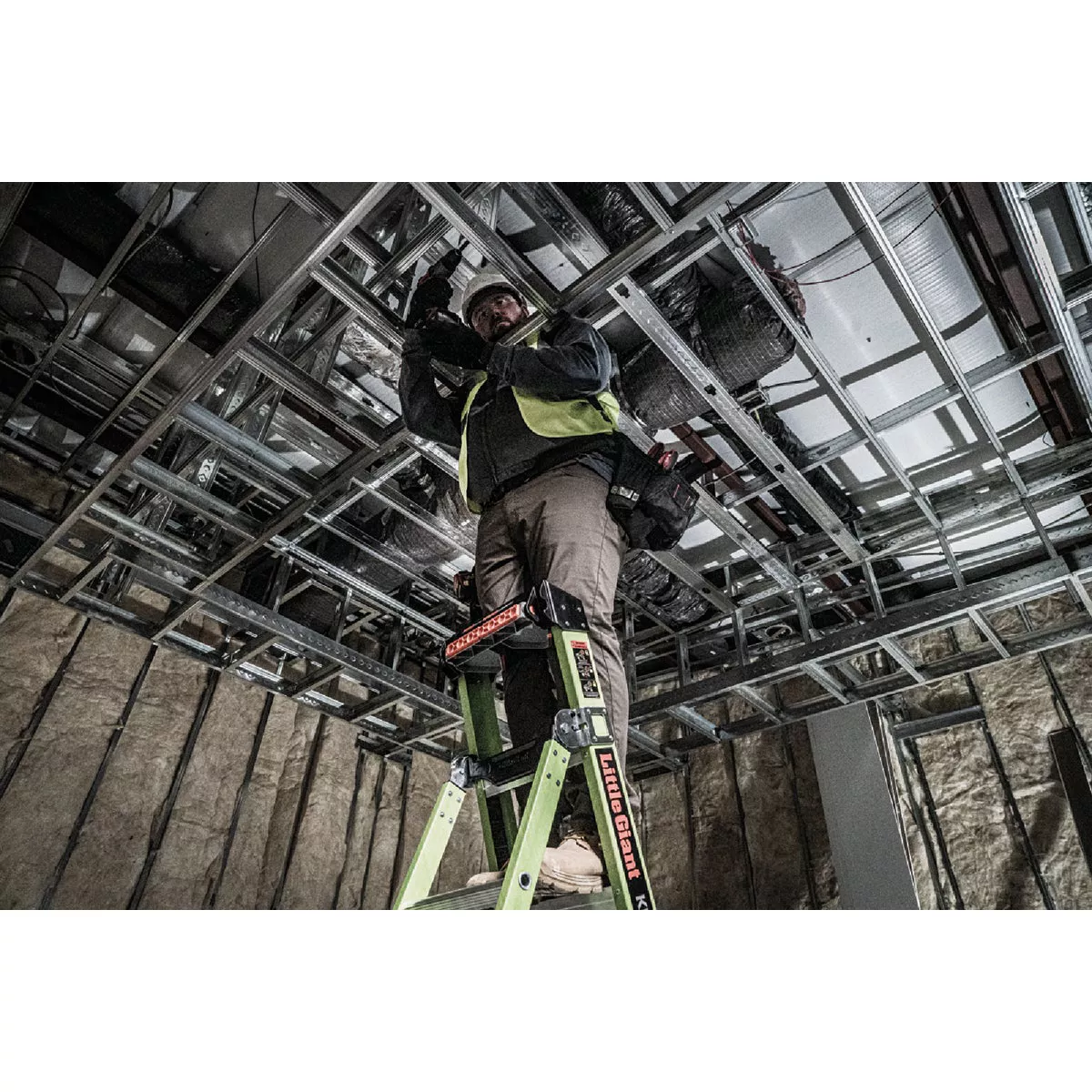 Little Giant King Kombo 6 Ft. To 10 Ft. 3-N-1 All Access Fiberglass Ladder With 375 Lb. Load Capacity Type 1AA Ladder Rating - photo 5