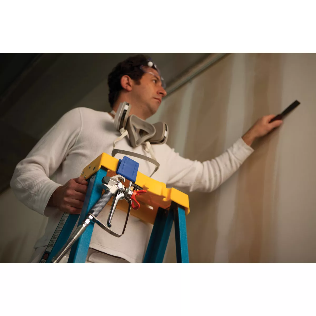 Werner 8 In. x 13.5 In. Lock-In Ladder Hook - photo 6