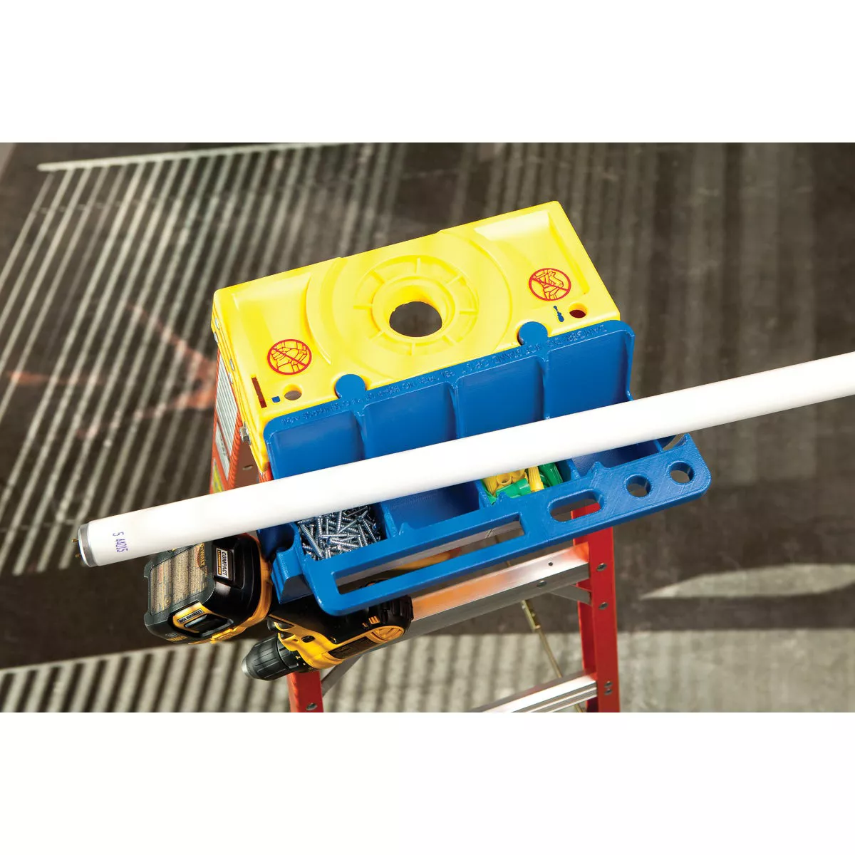 Werner Lock-In Ladder Job Caddy - photo 4