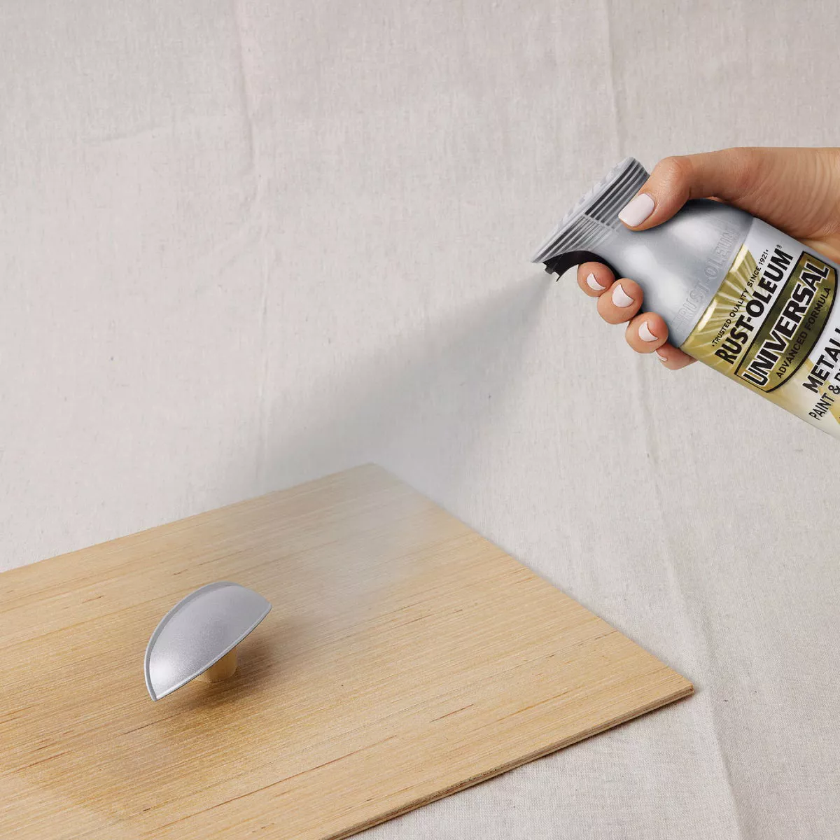 Rust-Oleum Universal 11 Oz. Metallic Titanium Silver Paint - photo 5
