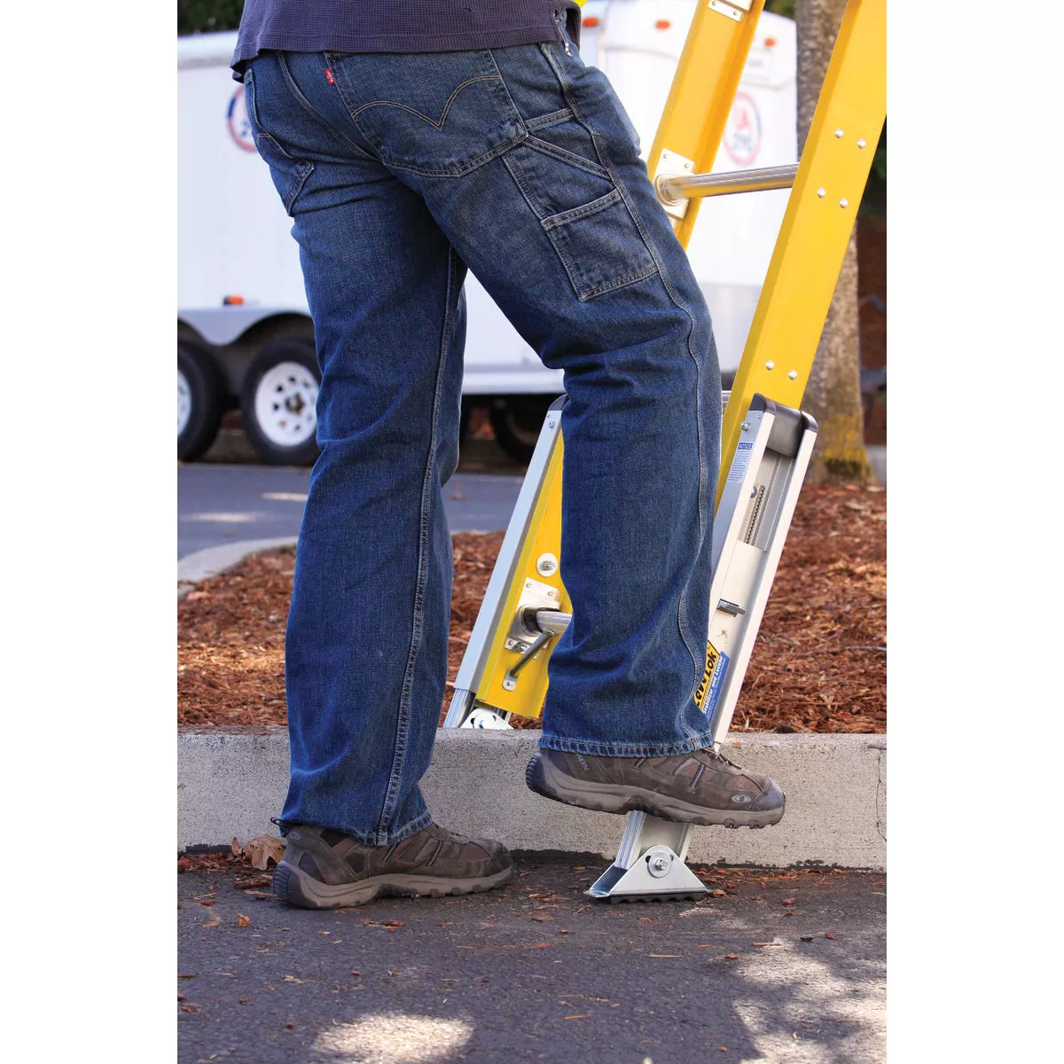 Werner LevelLok Ladder Leveler - photo 3
