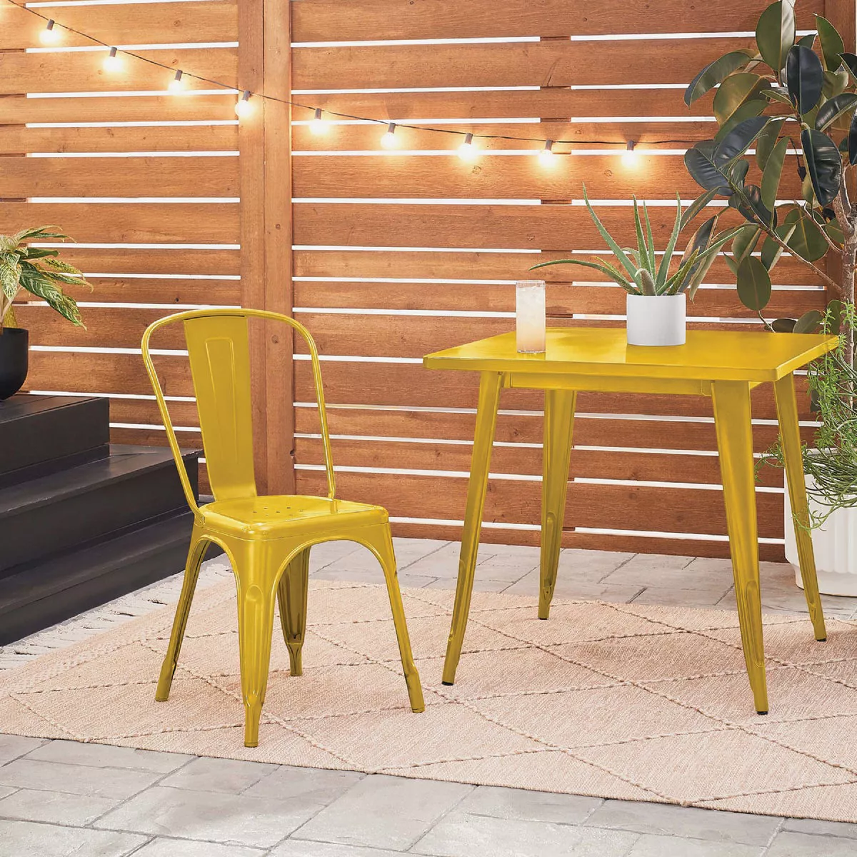 Krylon Rust Tough Gloss Anti-Rust Safety Color Rust Control Enamel, Safety Yellow, 1 Qt. - photo 3