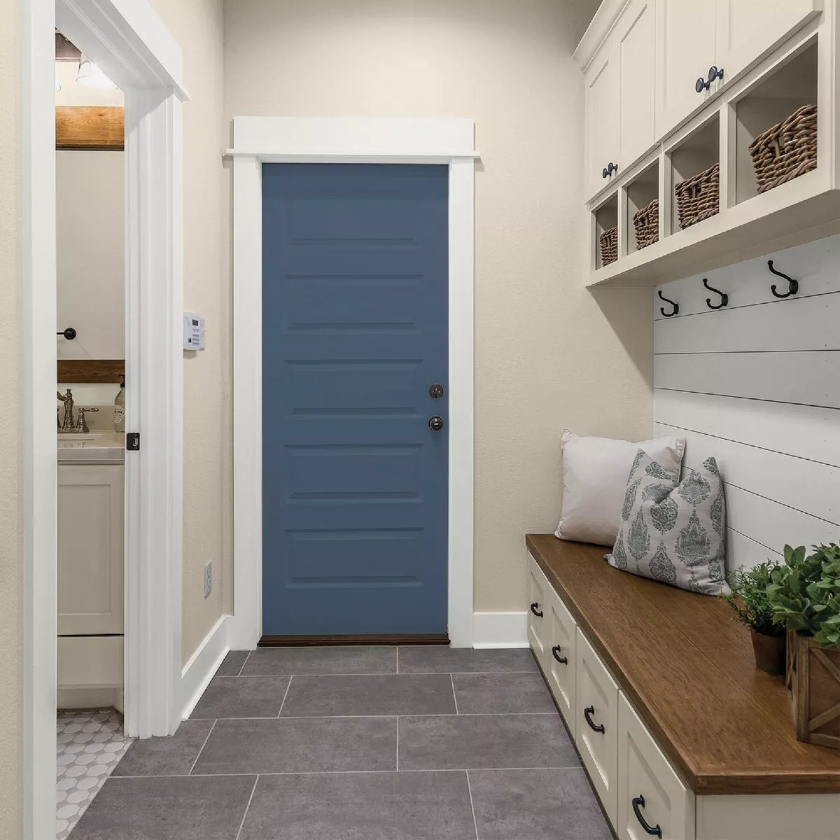 Glidden Spred Interior Grab-N-Go Paint + Primer Semi-Gloss Paint, Blue Fjord, 1 Gal. - photo 3