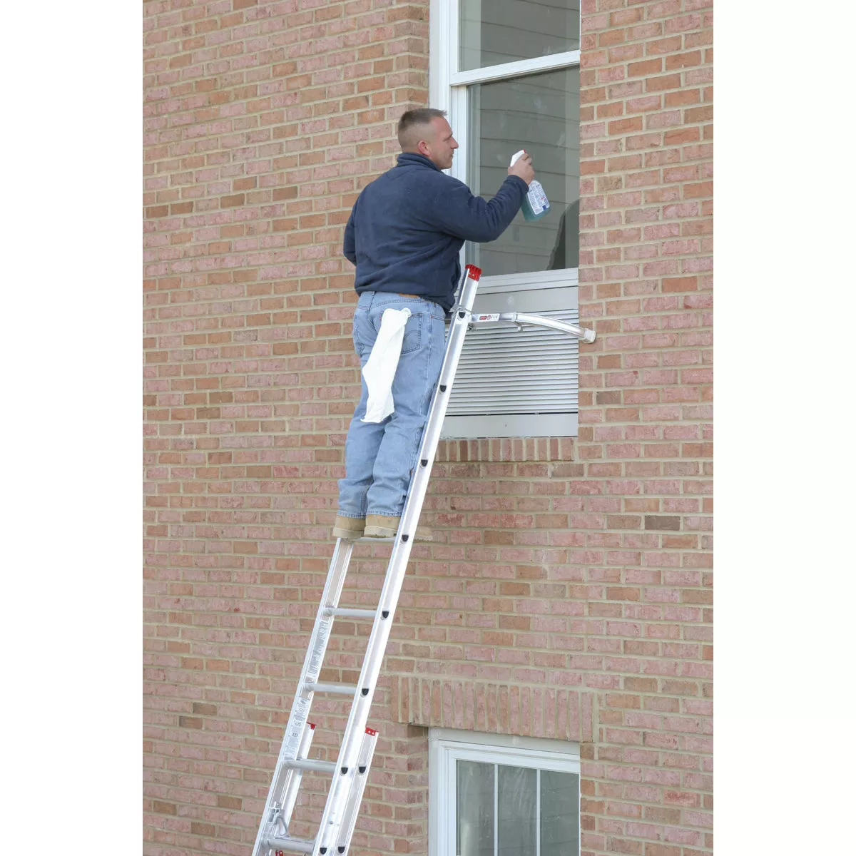 Werner 16 Ft. Aluminum Extension Ladder with 200 Lb. Load Capacity Type III Duty Rating - photo 4