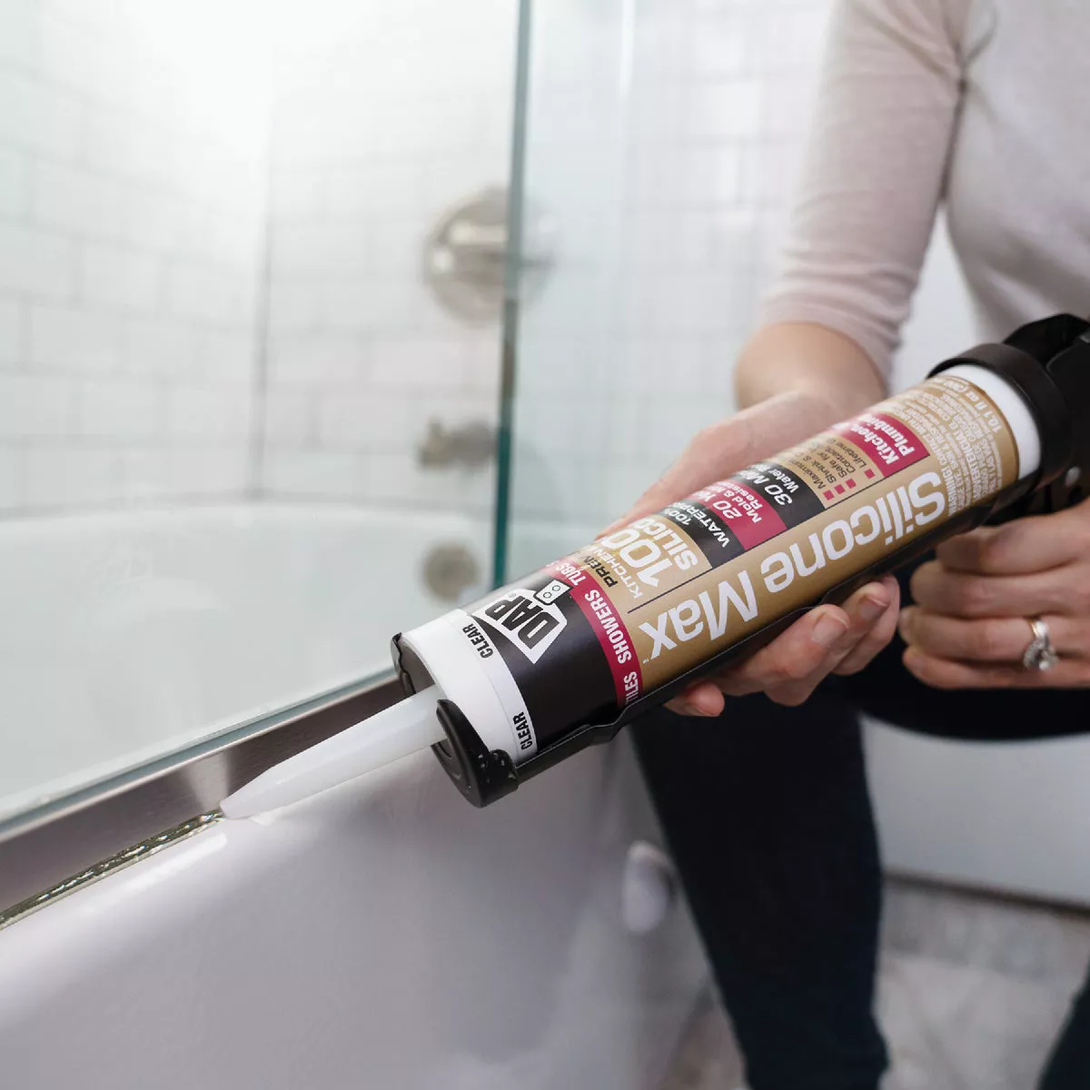 DAP Silicone Max 10 Oz. Clear Premium Kitchen, Bath & Plumbing 100% Silicone Sealant - photo 4